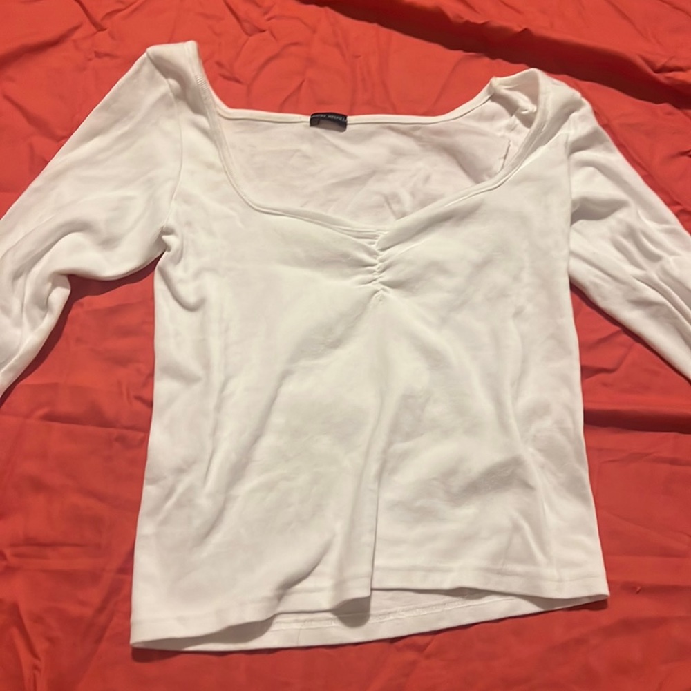 Brandy Melville long sleeve shirt